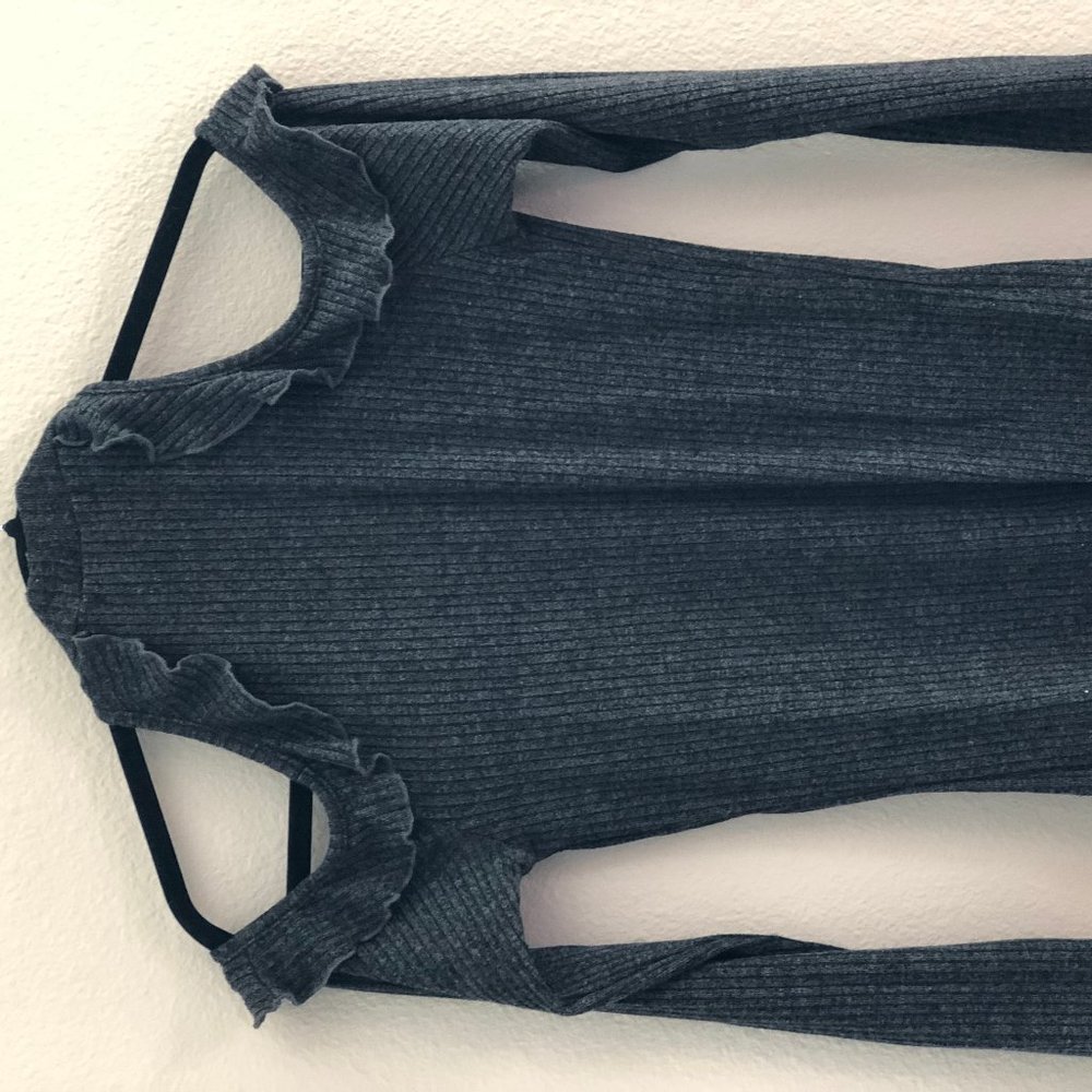 Willow & Root Open Shoulder Top